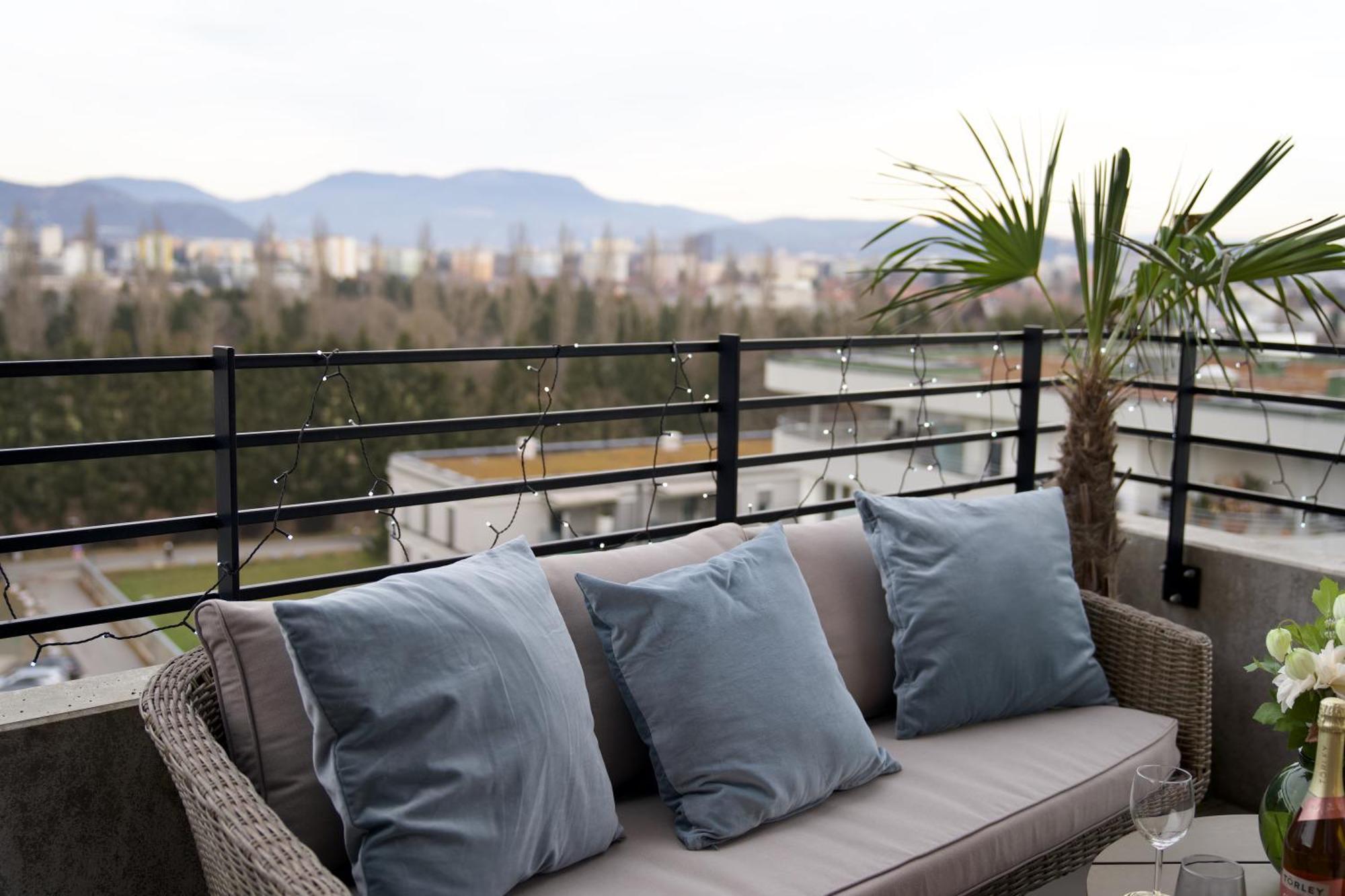 Edler Wohnraum Panoramablick 3 Sz Boxspringbetten, E-Ladestation, Kaffeevollautomat, Klima, Lift, Terrasse & 2Xtg Грац Екстериор снимка