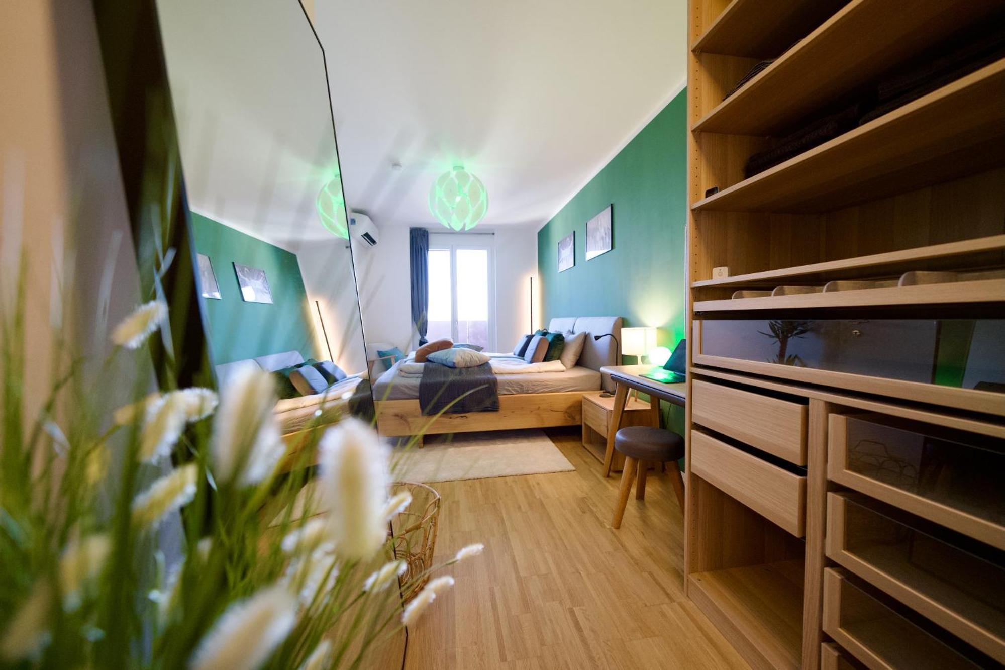 Edler Wohnraum Panoramablick 3 Sz Boxspringbetten, E-Ladestation, Kaffeevollautomat, Klima, Lift, Terrasse & 2Xtg Грац Екстериор снимка